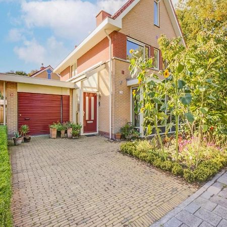 Comfy Holiday Home In Hoorn With French Balcony Exterior foto