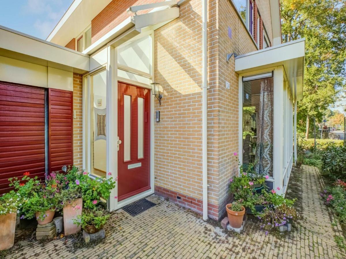 Comfy Holiday Home In Hoorn With French Balcony Exterior foto