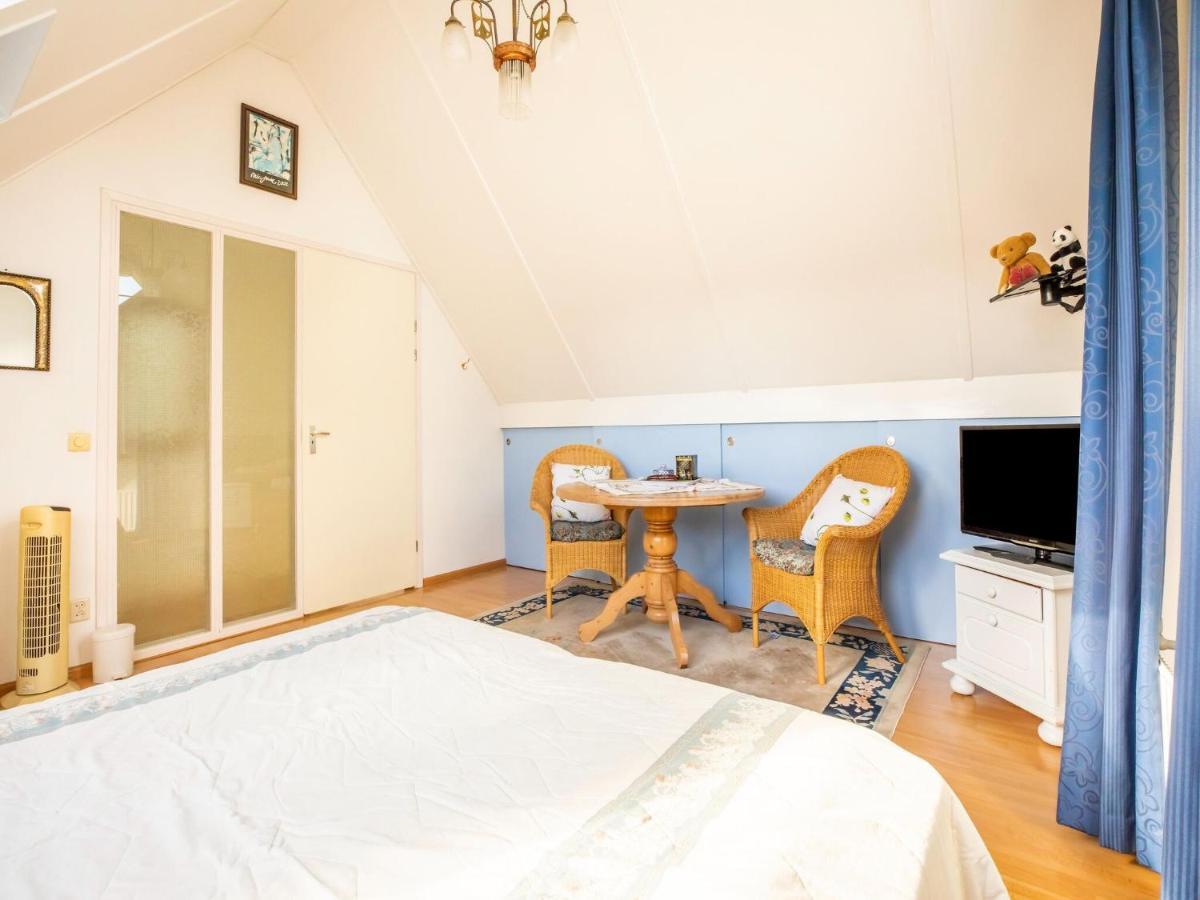 Comfy Holiday Home In Hoorn With French Balcony Exterior foto