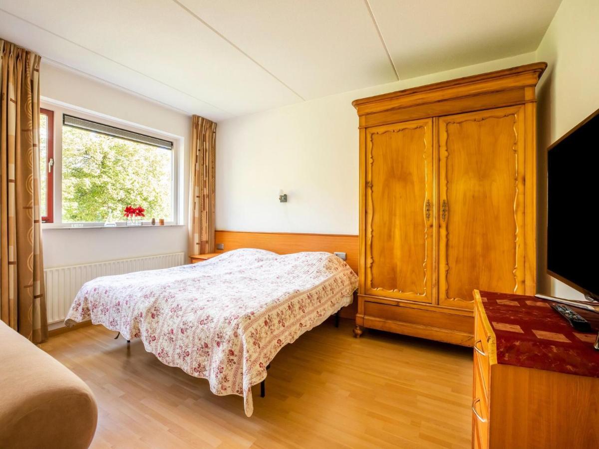 Comfy Holiday Home In Hoorn With French Balcony Exterior foto